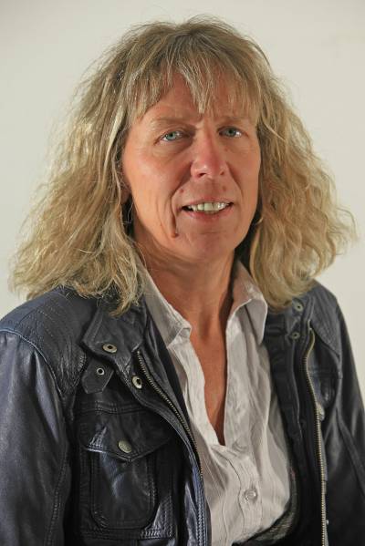 Elke Mayer, kfm. Angestellte, Listenplatz 9